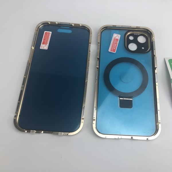 Magnetisk deksel med personvern for iPhone Champagne iPhone 15