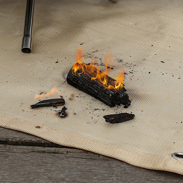 Brandsikker varmeisoleringspude til udendørs camping XL