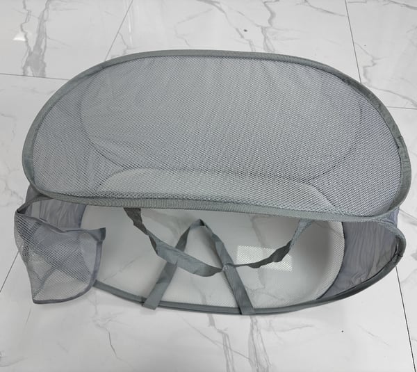 Sammenleggbar skittentøyskurv med håndtak Grey