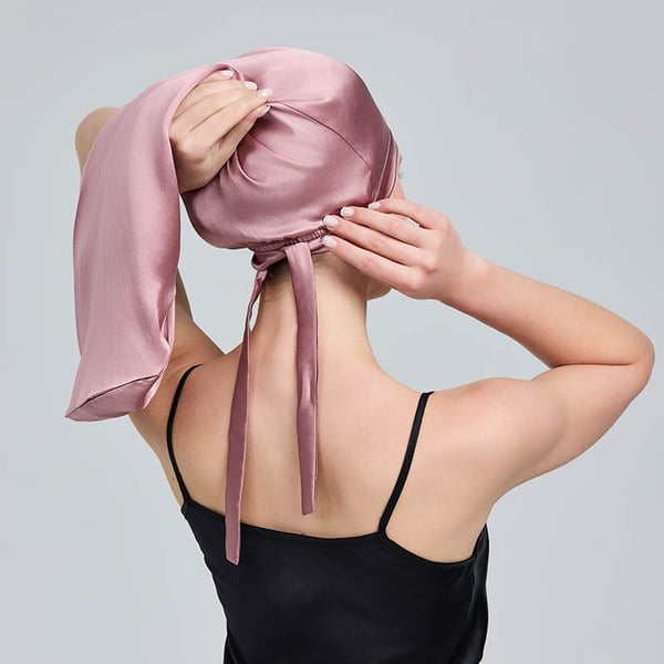 Säädettävä pitkä silkkiunimyssy Pink