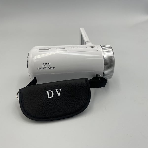 HD-digitalt kamera med vidvinkelobjektiv White