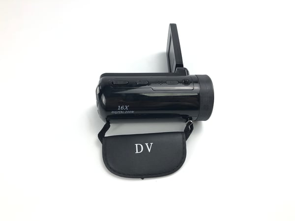 HD digitalkamera med vidvinkelobjektiv Black