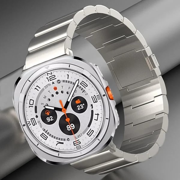 Magnetrem i titan til Samsung Galaxy Watch 7 Ultra Silver