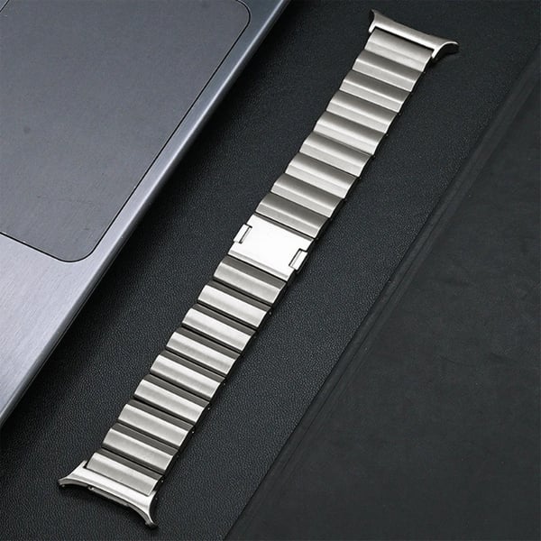 Magnetrem i titan til Samsung Galaxy Watch 7 Ultra Silver