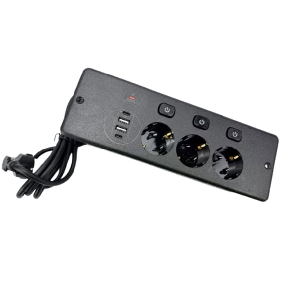 Stikkontakt med tre kontakter og USB-uttak (europeisk standard) Black