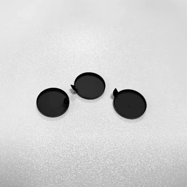 3-pakning kameralinsebeskytter med metallring kompatibel med iPhone 16-serien, svart, herdet glass med CD-mønster Black iPhone 16/16 Plus