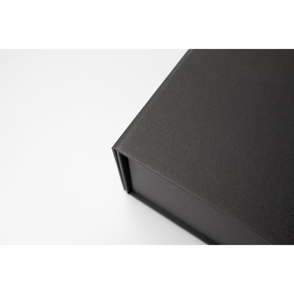 Sæt med 2 gaveæsker med magnetisk lukning Black L