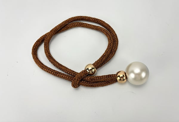 Elegantit tekokurpitsaverhojen solkijat (2 kpl) coffee