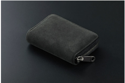 Kortholder for menn med stor kapasitet Black