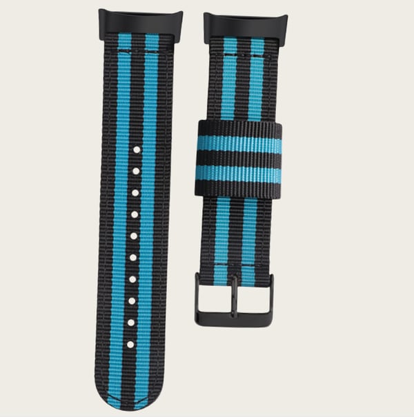 Nylon klokkereim til Fitbit Charge 5, pustende sport-erstatningsreim Blue+Black