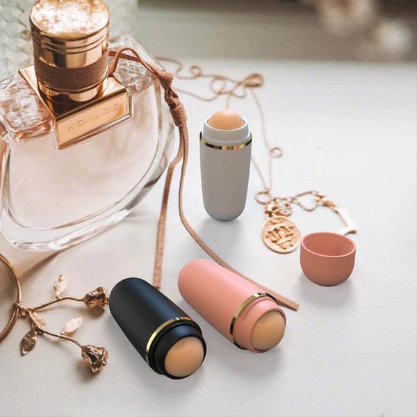 Olje-absorberende rulle av vulkansk stein for ansiktet Pink