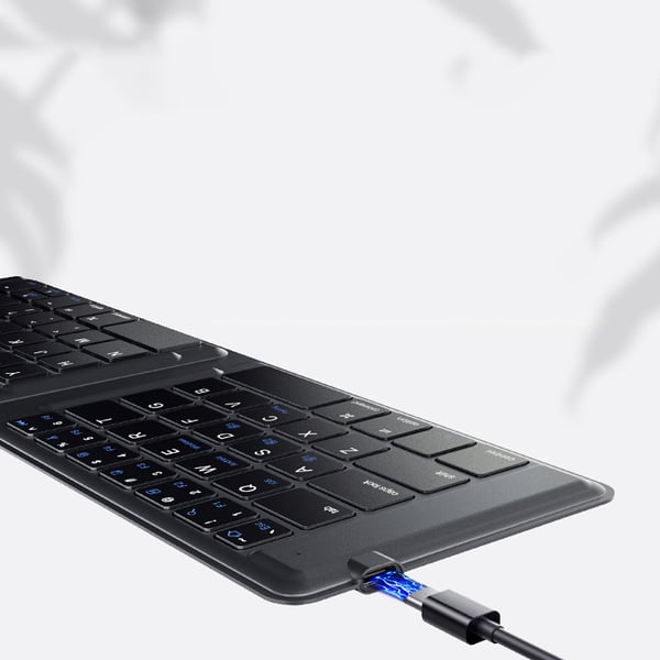Tri-Fold Läder Bluetooth Tangentbord - Portabelt & Stilrent