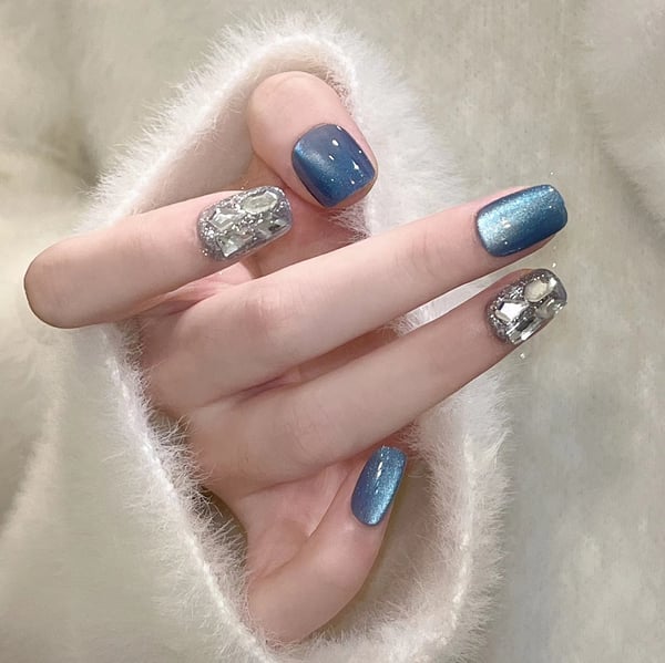 Blå Katteøye Korte Neglelapper med Rhinestones - 24 Stykker
