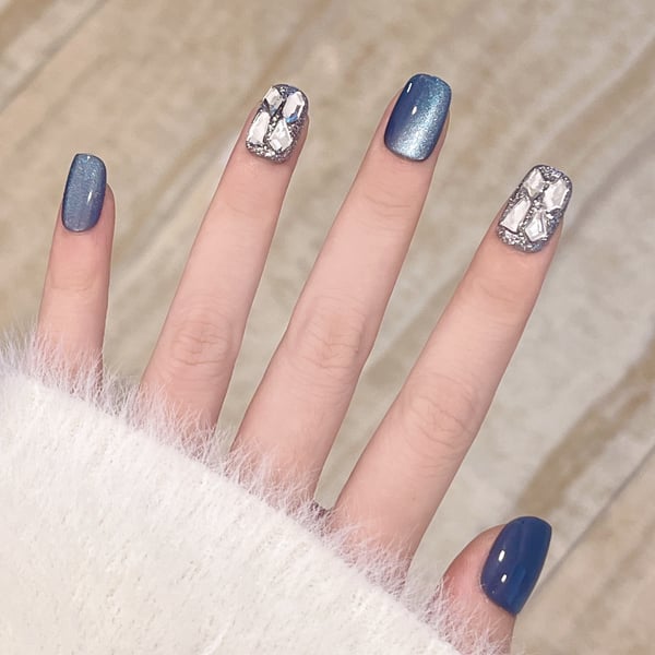 Blå Katteøye Korte Neglelapper med Rhinestones - 24 Stykker