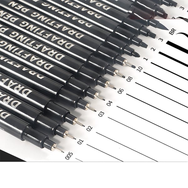 Precision Fineliner -kynäsarja - 9 mustaa kynää piirtämiseen