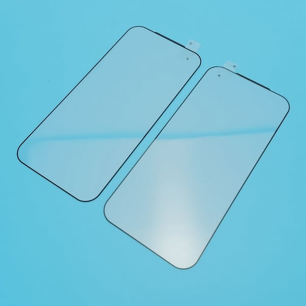 Buet skjermbeskytter i herdet glass for Apple iPhone 17 - 2 stk, klar og fingeravtrykksikker