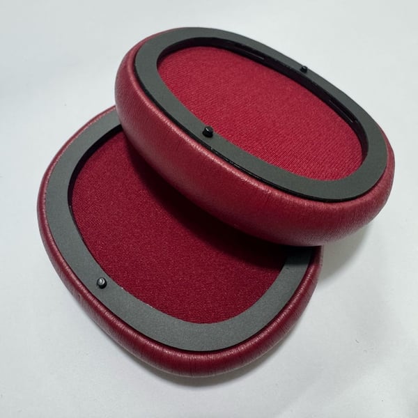Erstatningsøreputer kompatible med Bang & Olufsen Beoplay H95 hodetelefoner - Premium saueskinn Red