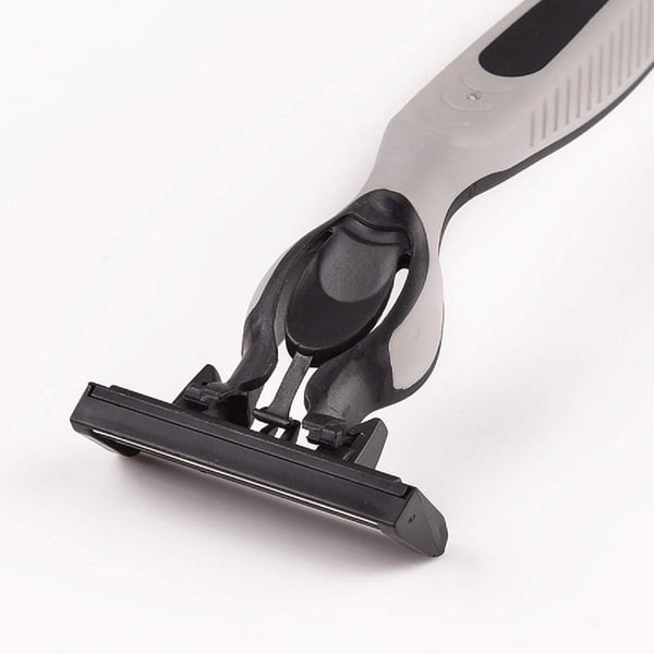 Barberkniv inklusive 4 ekstra genopfyldningsbarberhoveder