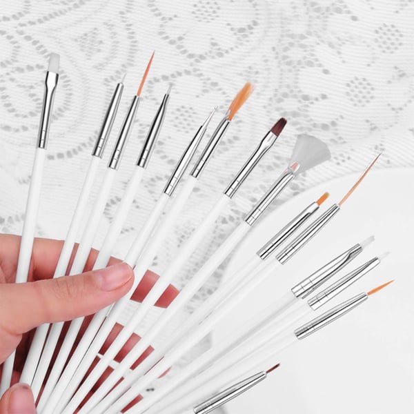 Sett med neglebørster for nail art 15 stk