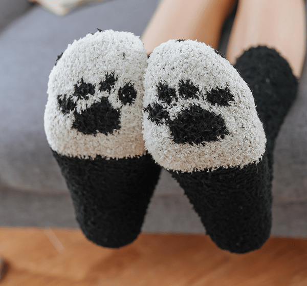 Fluffy kattestrømper med kattepoter 6 forskellige par