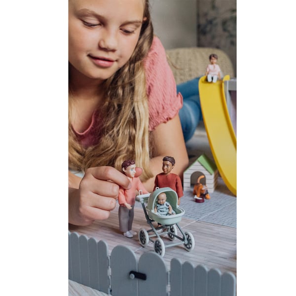 Dukkesett Familie Nikki