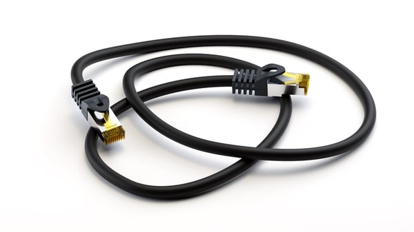 RJ45 patchkabel CAT 6A S/FTP (PiMF), 500 MHz, med CAT 7 råkabel, svart
