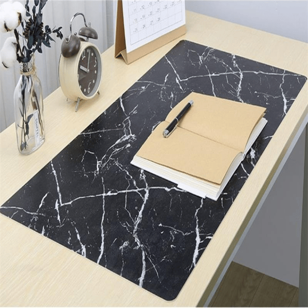 Skrivebordsbakgrunn 89x44 cm PU-skinn Sort / Marmor