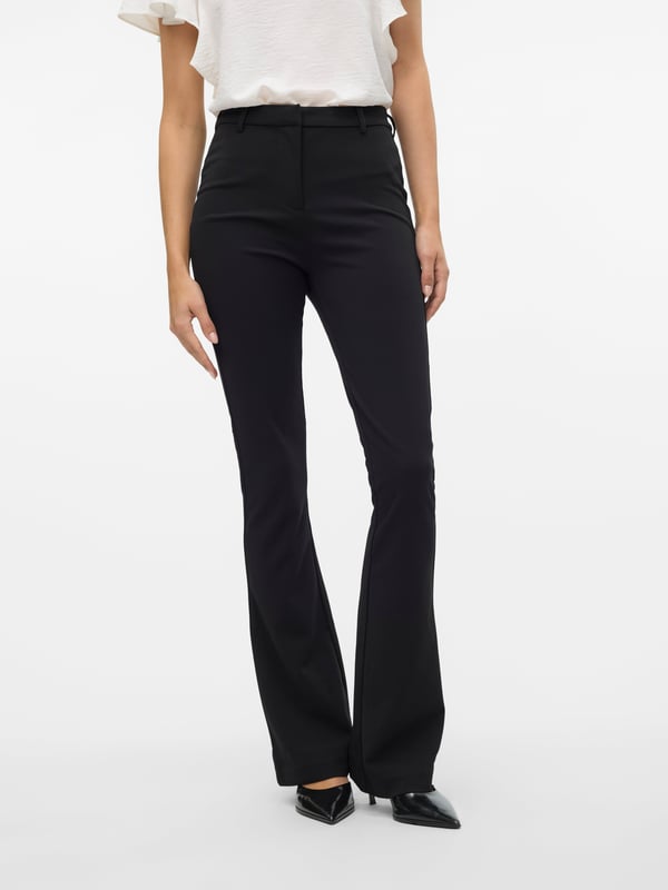 Pikkukuva 1 / 7: Vero Moda 10250284_2161_63_7261865 housut Musta