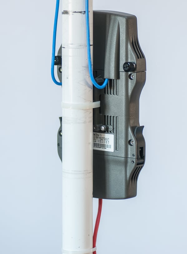 Miniatyrbillede 4 af 8: Mikrotik NetMetal 5 Strøm over Ethernet (PoE)