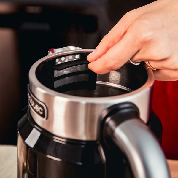 Miniatyrbillede 9 af 10: Cecotec ThermoSense 600 elkedel 1,7 L 2200 W Sort
