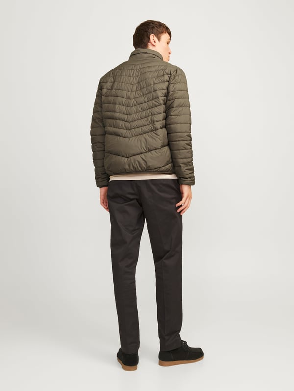 Jack & Jones 12256985_188.60 takki ja pusakka