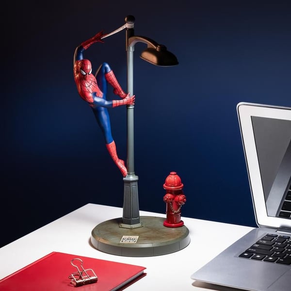 Miniatyrbillede 2 af 6: Paladone Spiderman Lamp bordlampe LED Flerfarvet