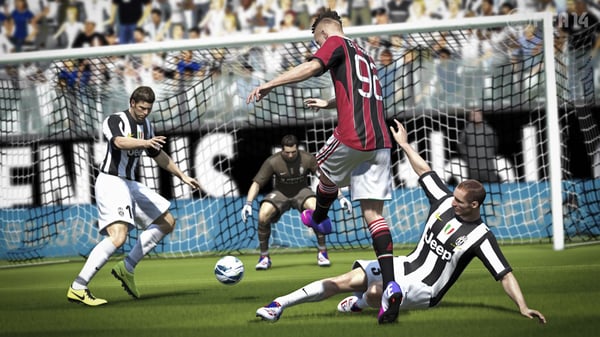 Pikkukuva 2 / 7: Electronic Arts FIFA 14 Vakio Saksa, Englanti, Espanja, Ranska, Unkari, Italia, Hollanti, Puola, Portugali, Venäjä, Tšekki PlayStation Vita