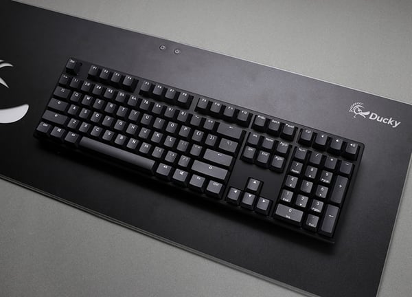 Ducky Origin Phantom Black tastatur Universel USB QWERTY Engelsk Sort