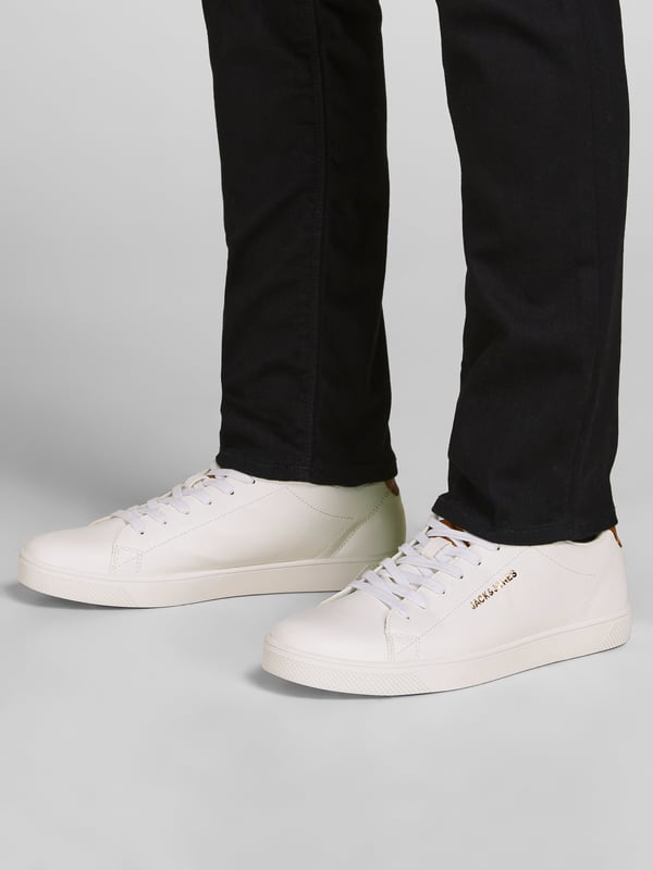 Jack & Jones 12203642_2206_43 muotilenkkari Mies Valkoinen