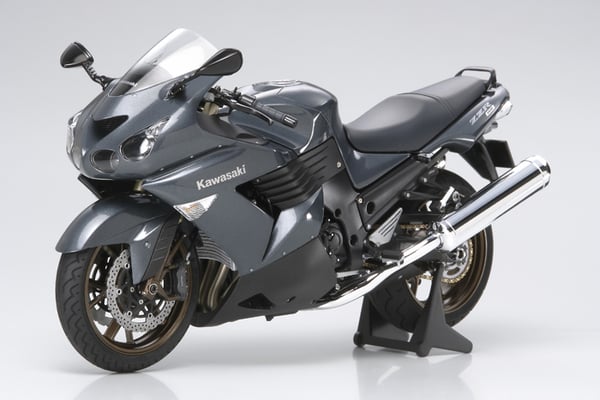 Tamiya Kawasaki ZZR 1400 Modellmotorcykel Monteringssats 1:12
