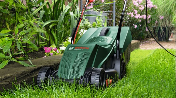 Bosch EasyRotak 32-205 Perässäkäveltävä ruohonleikkuri AC Vihreä