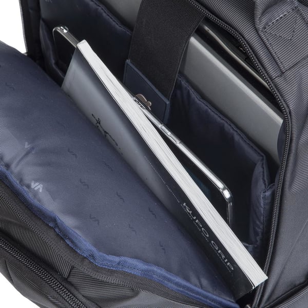 Rivacase 8262 39,6 cm (15.6") Ryggsäcksfodral Svart