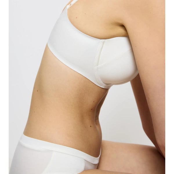 Triumph Body Make-Up Soft Touch BH Bøjle