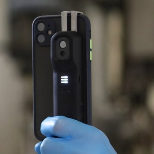 Miniatyrbillede 2 af 7: FLIR One FOEDGE kamera med termisk billede