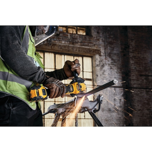 Miniatyrbillede 3 af 8: DeWALT DCG409VSNT-XJ vinkelsliber 12,5 cm 9000 rpm