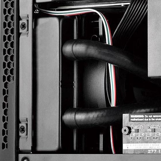 Silverstone SG13 Mini Tower Svart