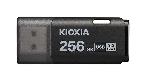 Kioxia TransMemory U301 USB-sticka 256 GB USB Type-A 3.2 Gen 1 (3.1 Gen 1) Svart Kioxia TransMemory U301 USB-sticka 256 GB USB Type-A 3.2 Gen 1 (3.1 Gen 1) Svart