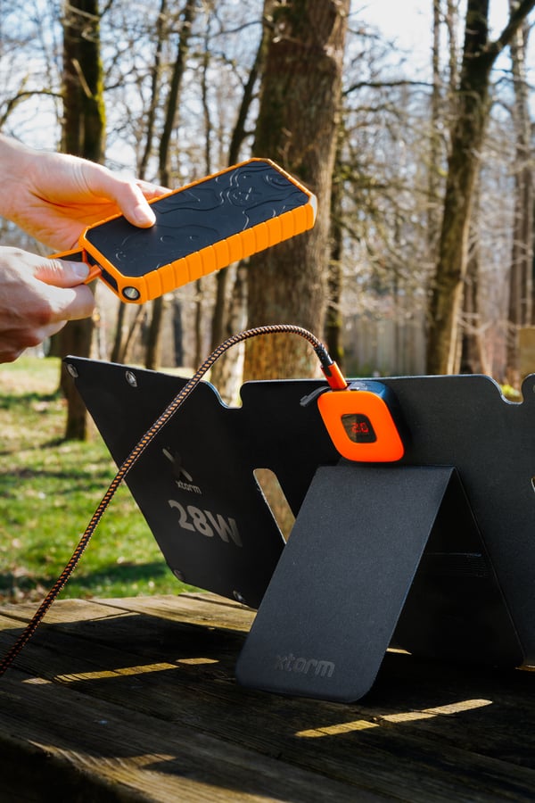 Xtorm XR2S28 mobilladdare Universal Svart Solar Utomhus