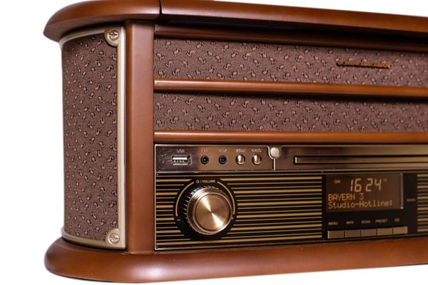 Soundmaster NR565DAB levysoitin Puu