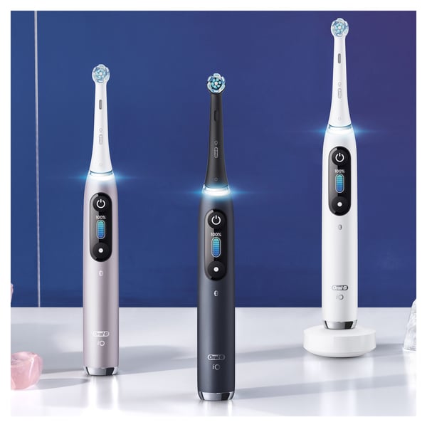 Miniatyrbild 12 av 25: Oral-B iO Series 9n Vuxen Roterande och oscillerande tandborste Rosa
