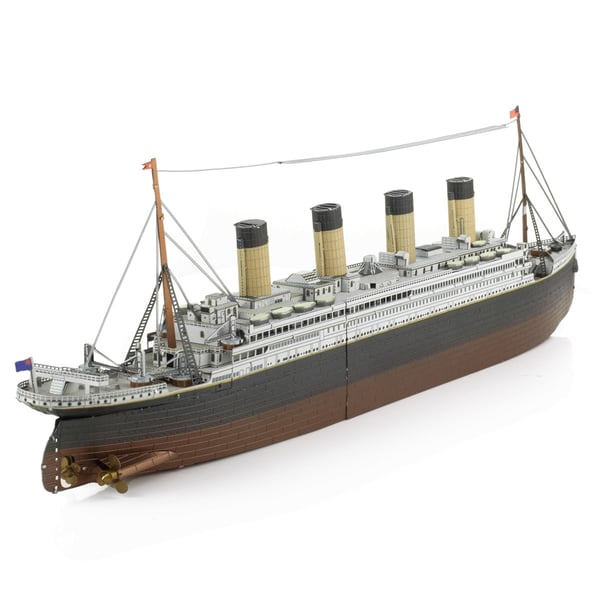 Metal Earth RMS Titanic Pienoismallimatkustajalaiva Kokoamispakkaus
