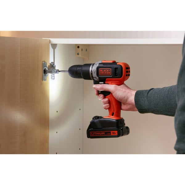 Black & Decker BCD003C2K-QW bor 1400 rpm Nøglefri Sort, Rød