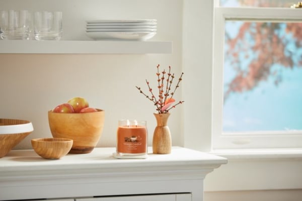 Yankee Candle Cinnamon Stick stearinljus Rund Kardemumma, Cederträ, Kanel, Kryddnejlika Orange 1 styck
