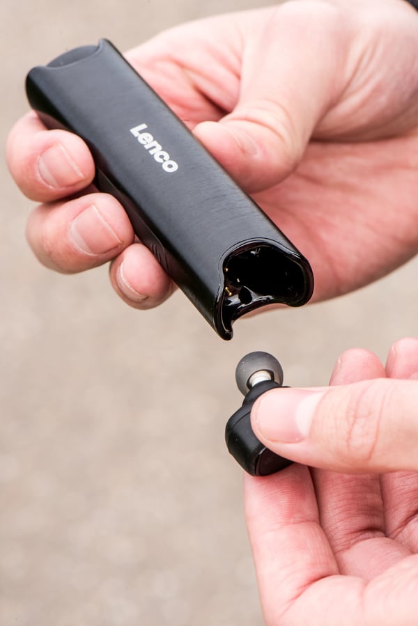 Miniatyrbild 2 av 10: Lenco EPB-440 Headset Trådlös I öra Micro-USB Bluetooth Svart
